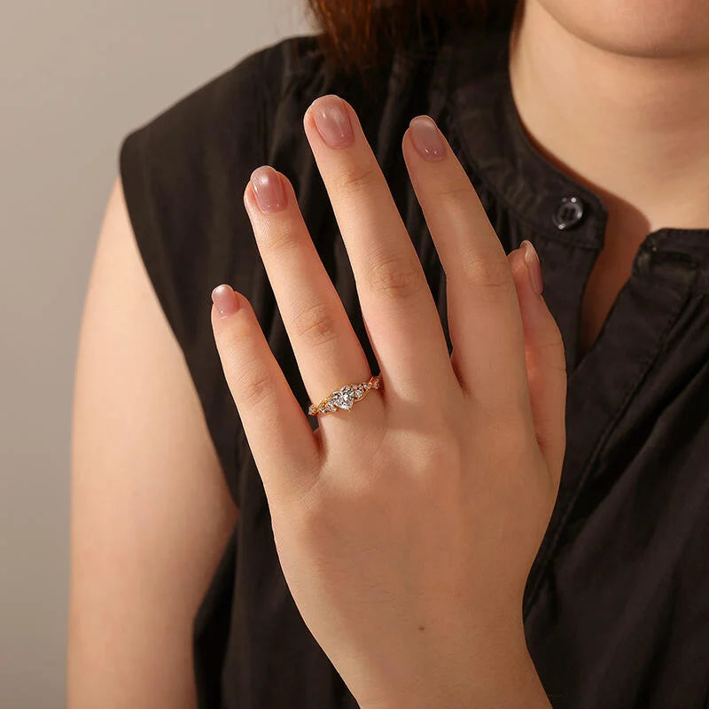 livetta Twist Custom Heart Ring